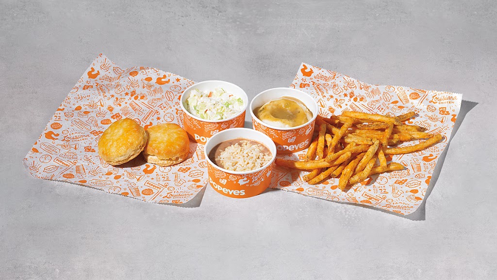 Popeyes Louisiana Kitchen | 3745 ON-401, Odessa, ON K0H 2H0, Canada | Phone: (613) 634-2300