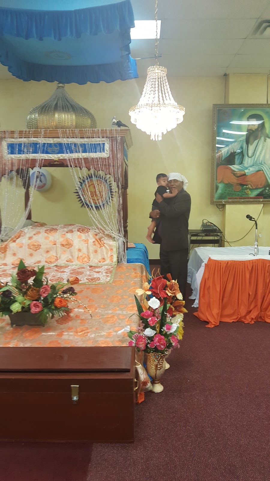 Shri Guru Ravidass Sabha Ontario | 6795 Steeles Ave W, Etobicoke, ON M9V 4R9, Canada | Phone: (416) 743-8724