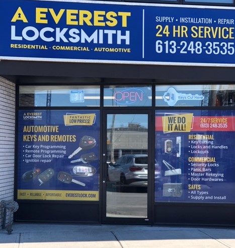 A Everest Locksmith | 1581 Bank St, Ottawa, ON K1H 7Z3, Canada | Phone: (613) 248-3535