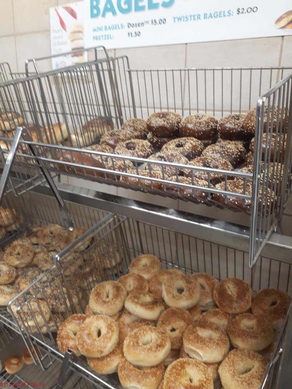 Abas Bagel Company | 884 Eglinton Ave W, Toronto, ON M6C 2B6, Canada | Phone: (416) 780-2020