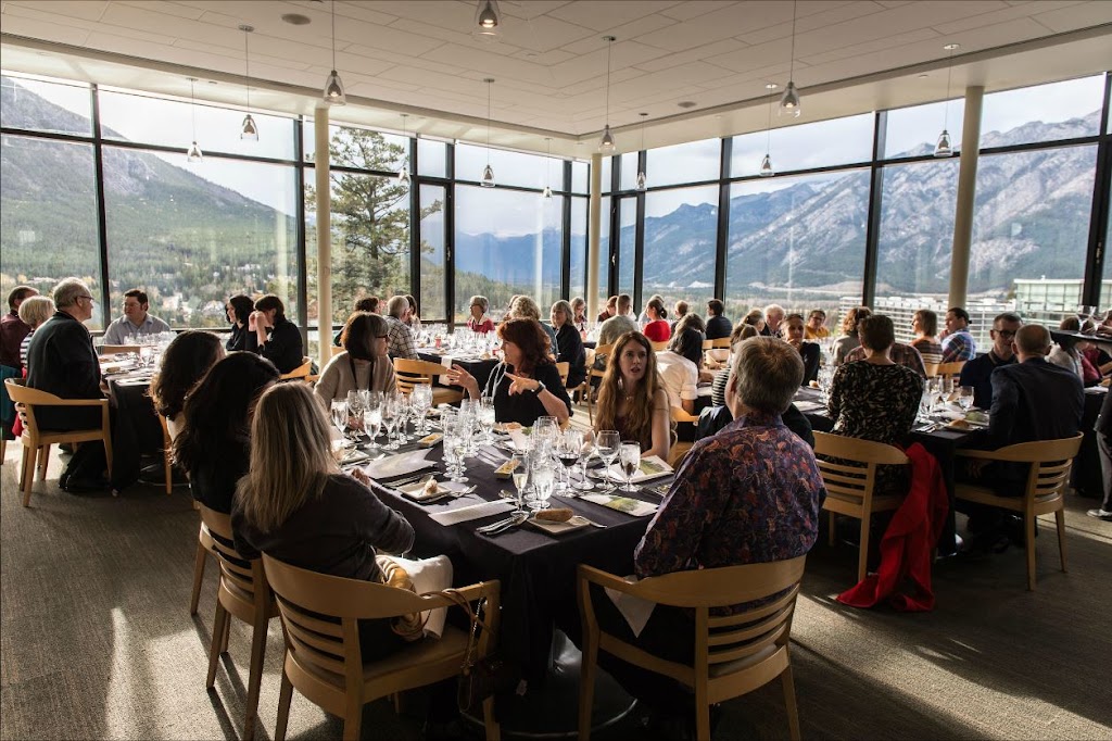 Vistas Dining Hall | 107 Tunnel Mountain Dr, Banff, AB T1L 1H5, Canada | Phone: (403) 762-6300