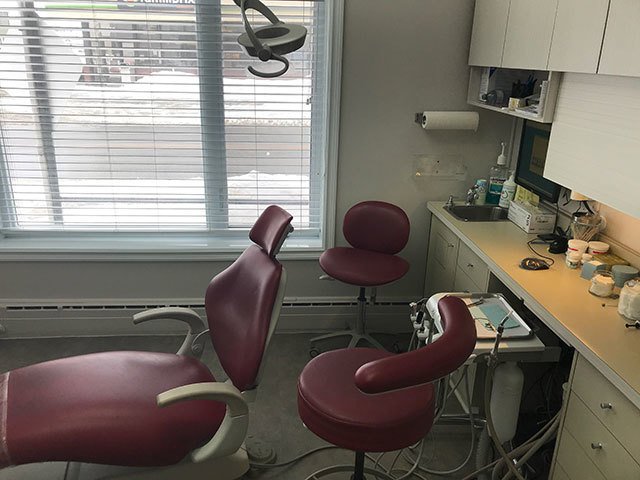 Clinique Dentaire Cauchon Bouchard Dion | 477 Rue Simard, Saint-Ambroise, QC G7P 2S4, Canada | Phone: (418) 672-4141