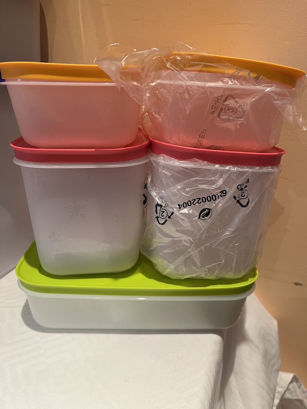 Manon Savaria Tupperware www.mytupperware.ça | 1057 Rue Guindon, Prévost, QC J0R 1T0, Canada | Phone: (450) 224-2110