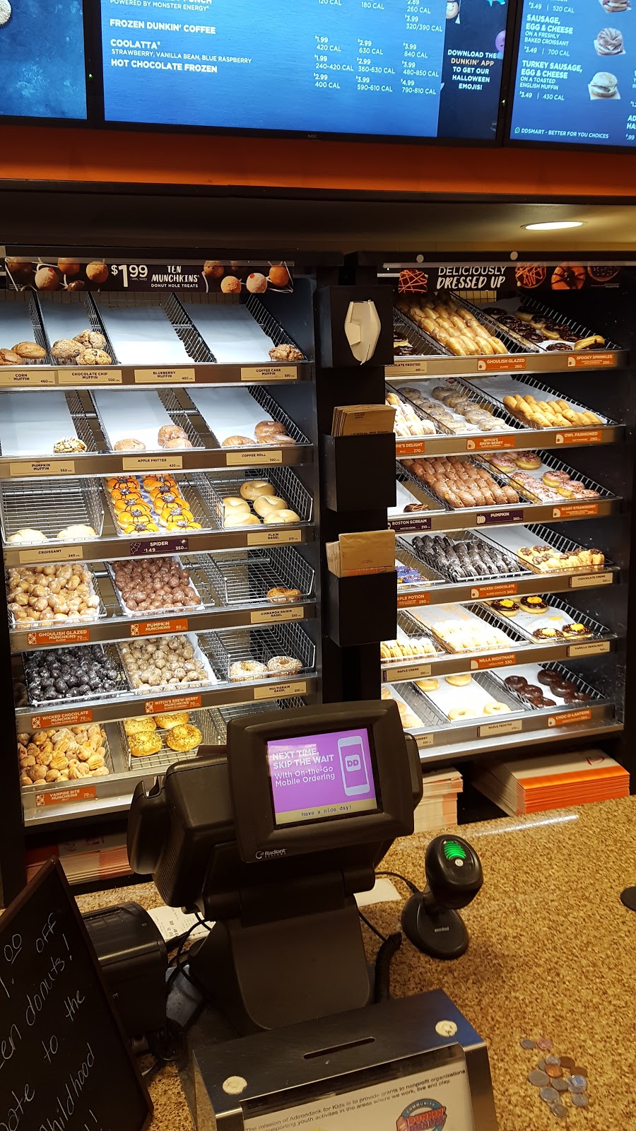 Dunkin | 1038 State Route 11, Champlain, NY 12919, USA | Phone: (518) 298-3869