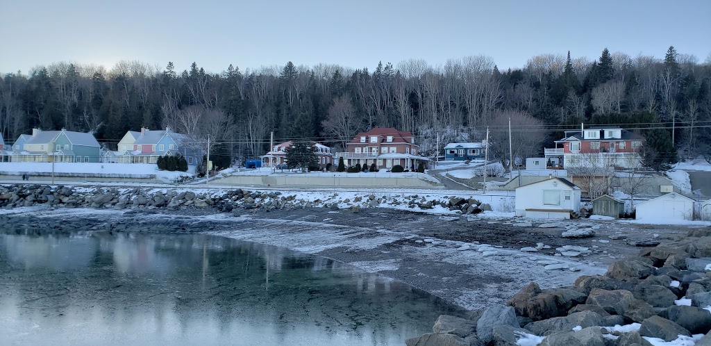 Le Sablon | 290 Chemin des Bains, Saint-Irénée, QC G0T 1V0, Canada | Phone: (581) 700-6525