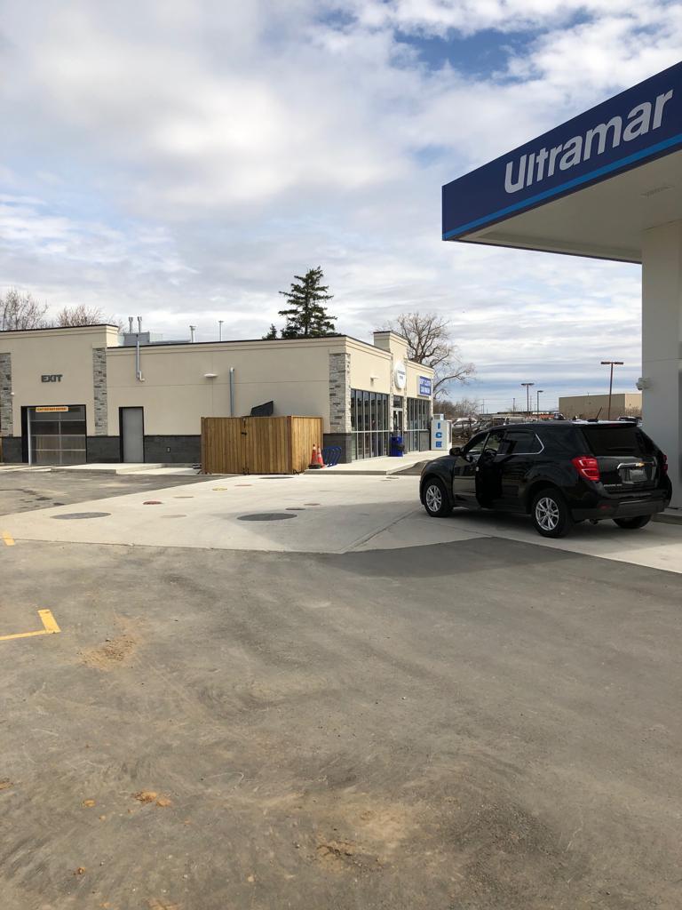 Ultramar Gas Station | 1089 Talbot St, St Thomas, ON N5P 1G4, Canada | Phone: (519) 633-9577