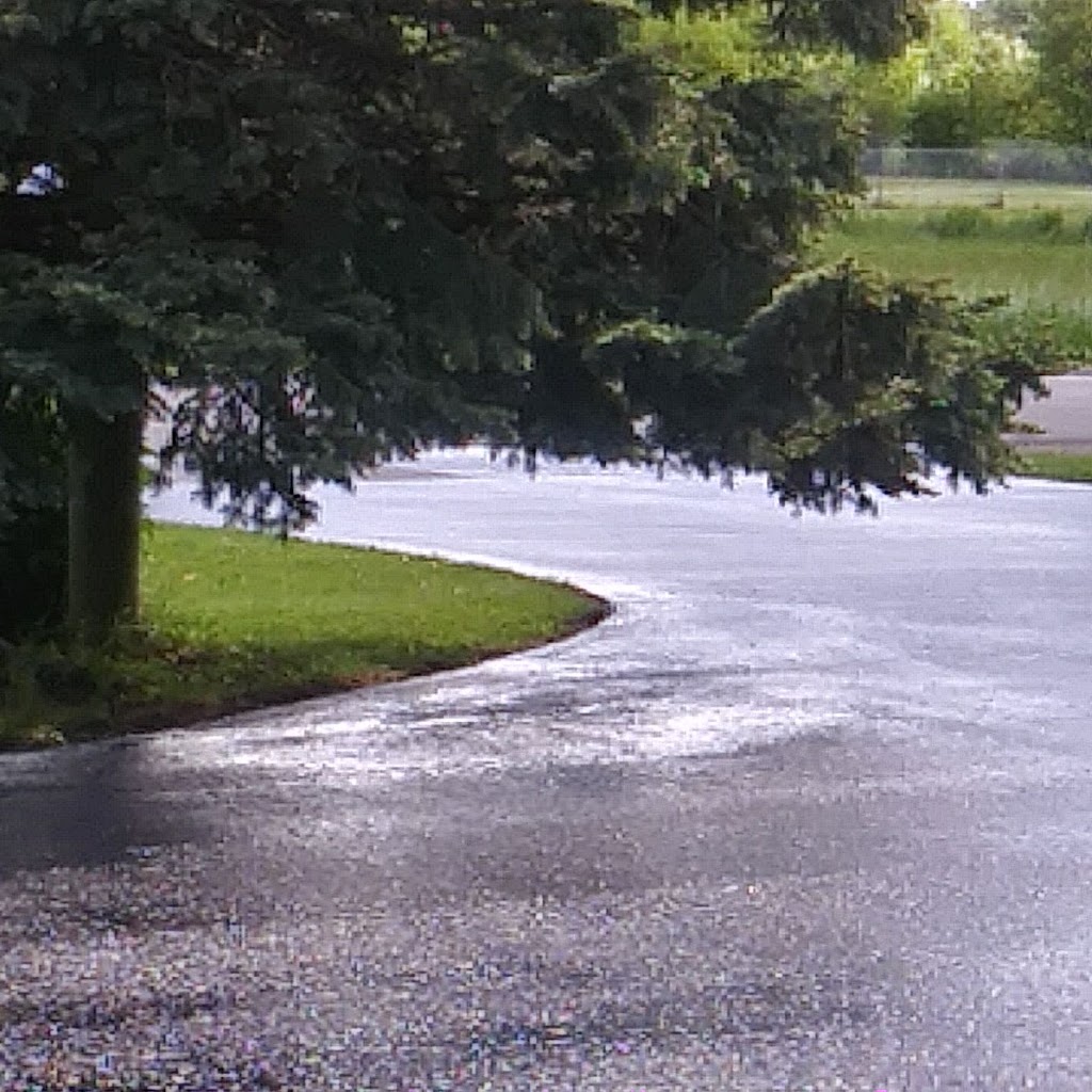 Independent Driveway Sealing | 668 County Rd 1, Napanee, ON K7R 3L2, Canada | Phone: (613) 354-1818