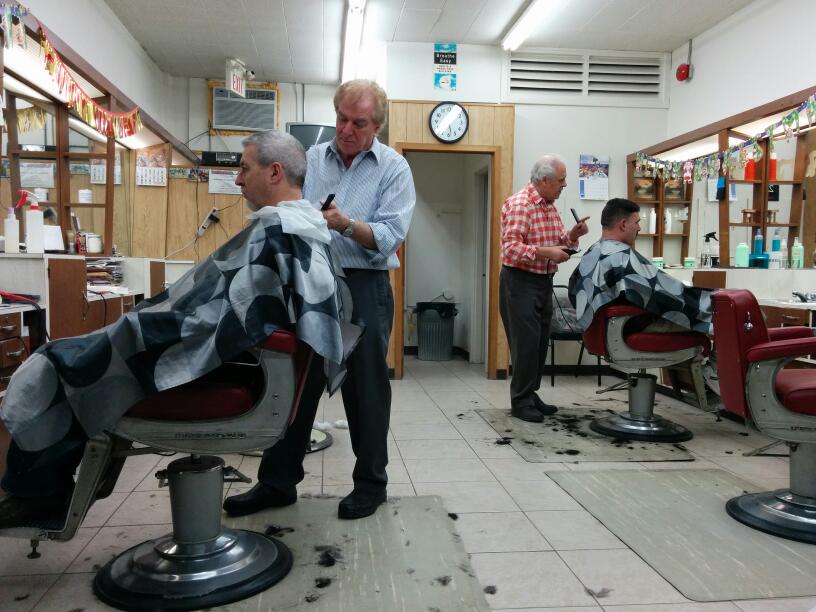 Avondale Barber Shop & Hairstylists | 46 Avondale Blvd, Brampton, ON L6T 1H3, Canada | Phone: (905) 793-2189