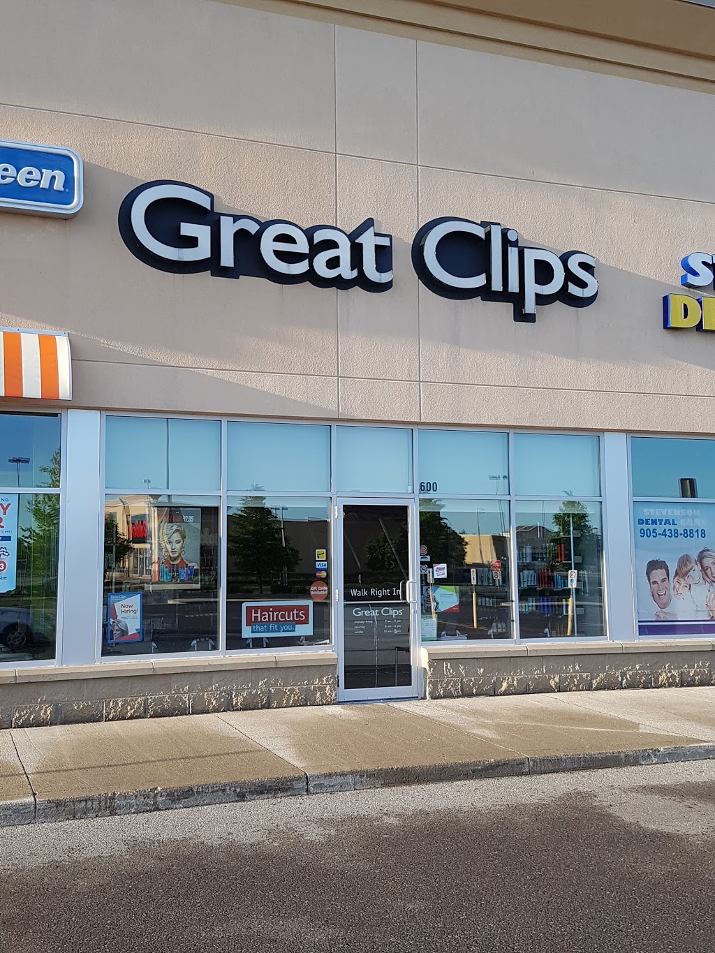 Great Clips | 491 Gibb St Unit C3, Oshawa, ON L1J 1Z4, Canada | Phone: (905) 436-0299