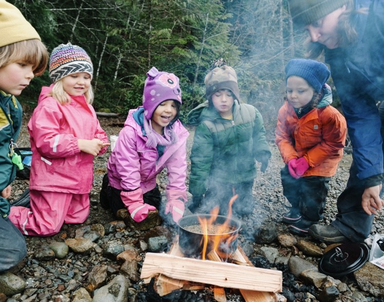 Hand-In-Hand Nature Education | 3604 Lake Trail Rd, Courtenay, BC V9N 9M9, Canada | Phone: (250) 650-0438