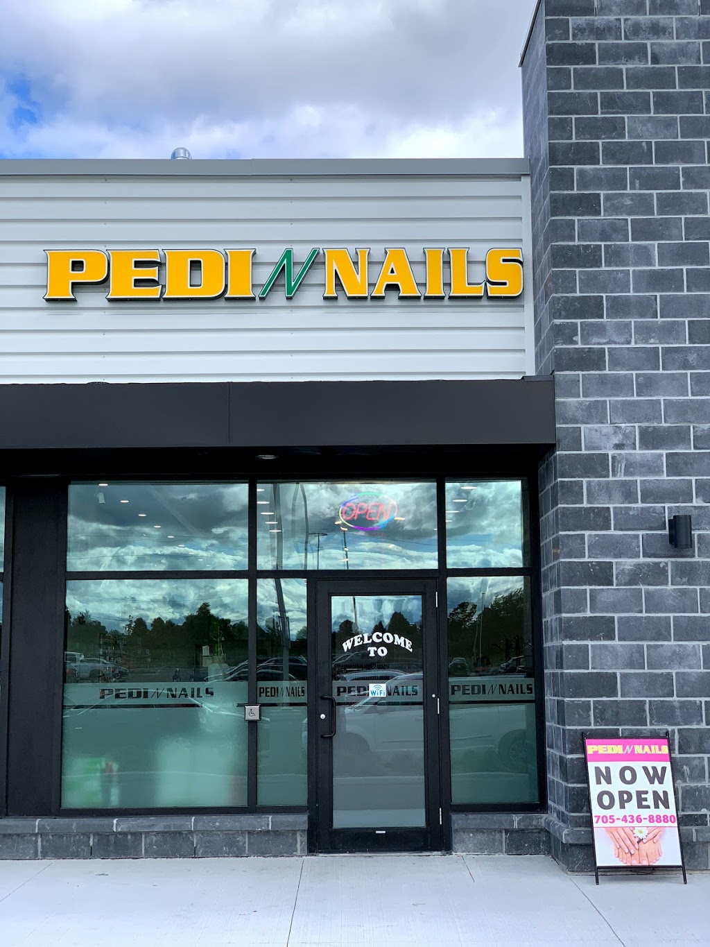 Pedi N Nail Innisfil | 1472 Innisfil Beach Rd f3, Innisfil, ON L9S 4J1, Canada | Phone: (705) 436-8880