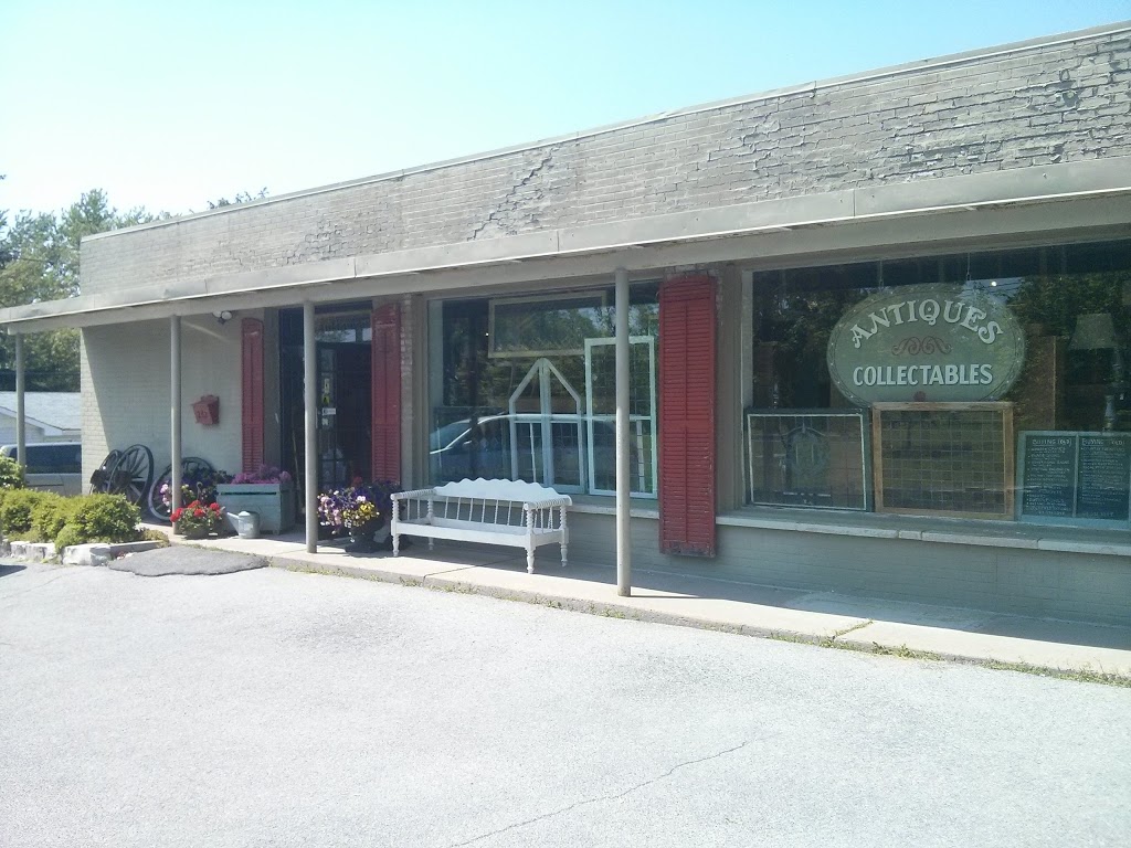 Barriefield Antiques | 242 James St, Kingston, ON K7K 5P5, Canada | Phone: (613) 549-3349