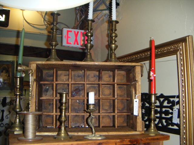 Green Spot Antiques | 49 Cedar St, Cambridge, ON N1S 1V4, Canada | Phone: (519) 623-4050