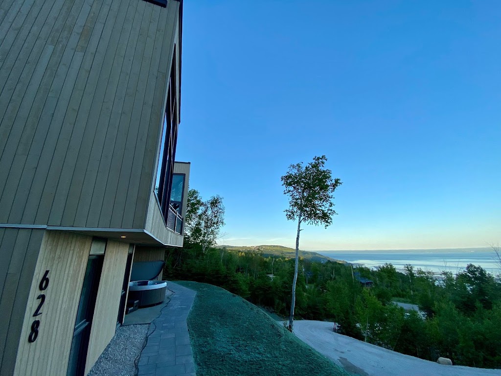 VENTANA Villa & Spa Charlevoix | Prom. du Censitaire, Saint-Joseph-de-la-Rive, QC G0A 2M0, Canada | Phone: (418) 219-8995