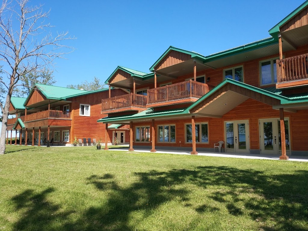 Chalets et Spa Lac St-Jean | 109 Chem. du Parc-Municipal, Chambord, QC G0W 1G0, Canada | Phone: (418) 342-1111