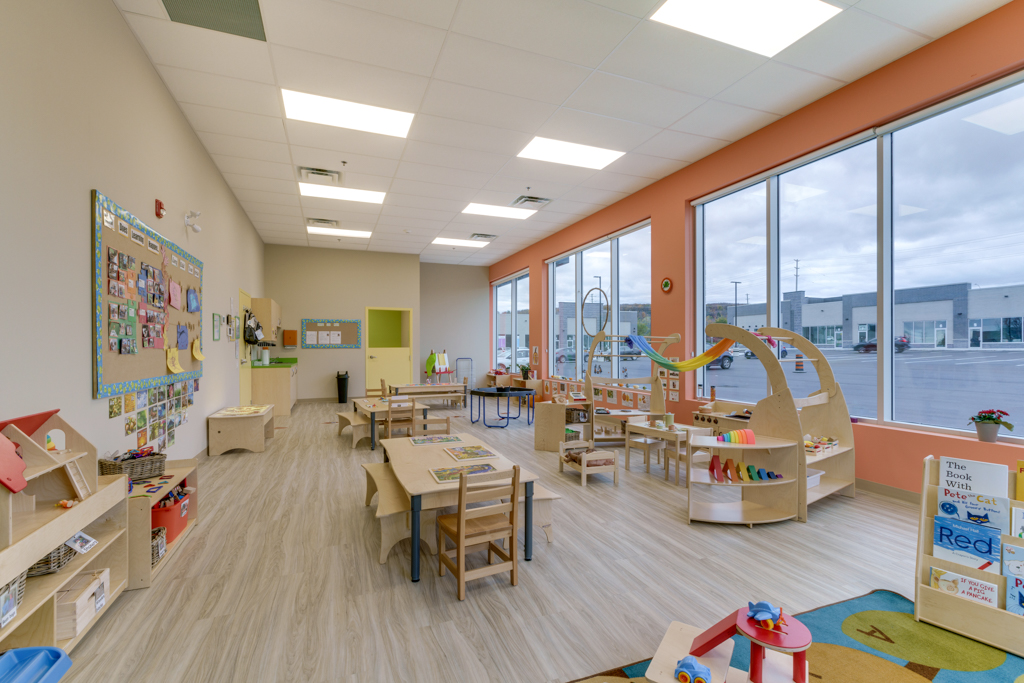 Tiny Hoppers Sherwood Park - Early Learning Center | 6050 Main St W Unit 4, Milton, ON L9T 8E8, Canada | Phone: (289) 851-3532