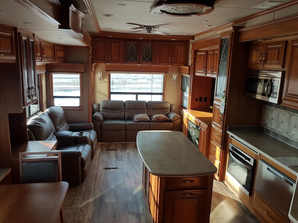 Fraserway RV Airdrie | 536 Kingsview Way SE, Airdrie, AB T4A 0B3, Canada | Phone: (403) 948-5051