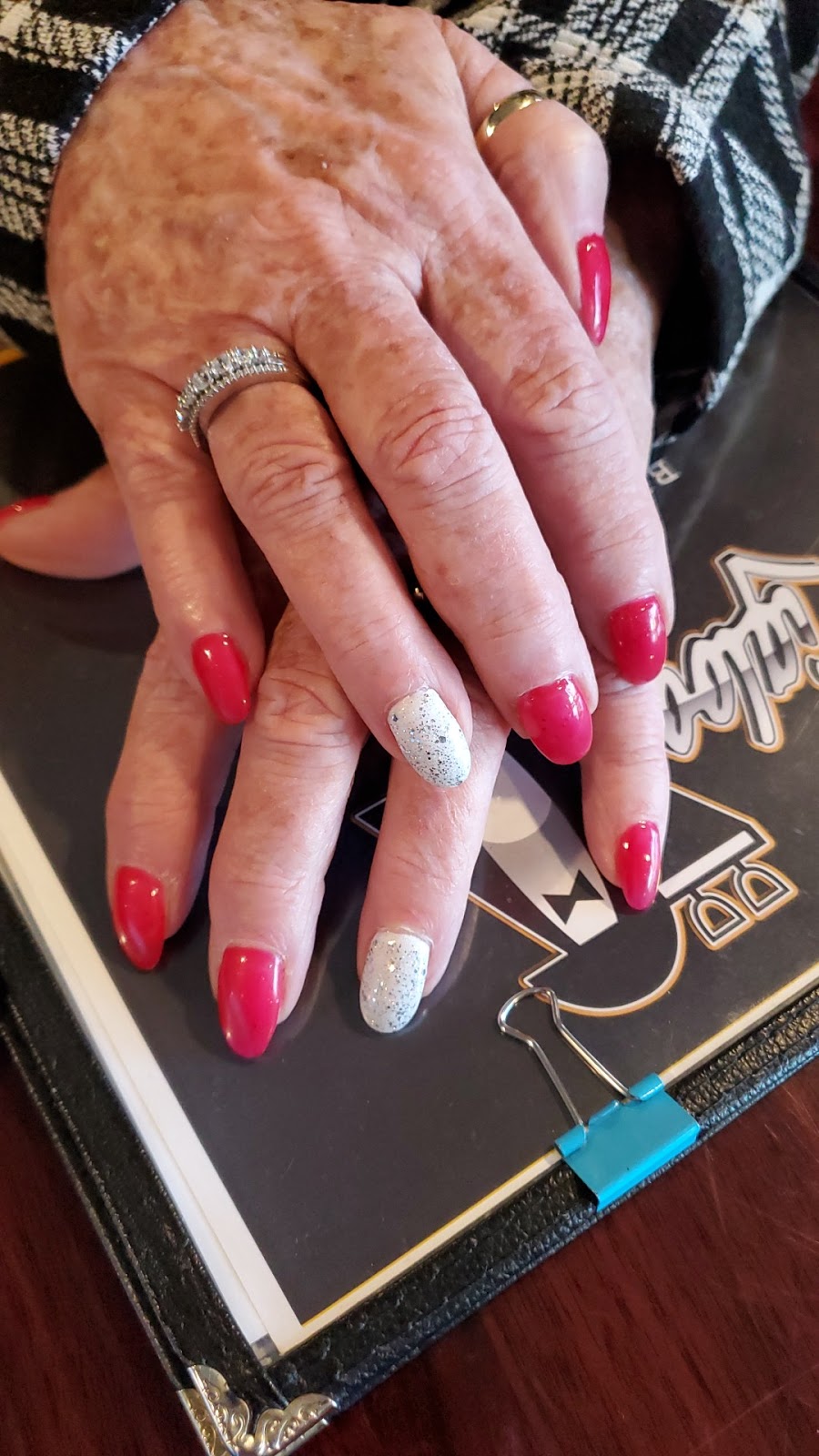 Huguette Grant-Gosselins Nails | 81 Castle Dr, Moncton, NB E1A 6M2, Canada | Phone: (506) 388-1293