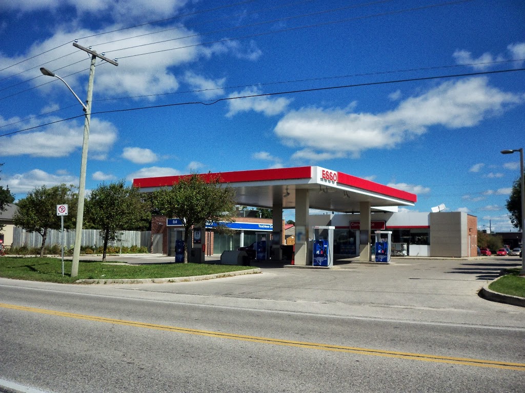 Esso | 76 Wellington Rd Hwy 7, Elora, ON N0B 1S0, Canada | Phone: (519) 846-0094