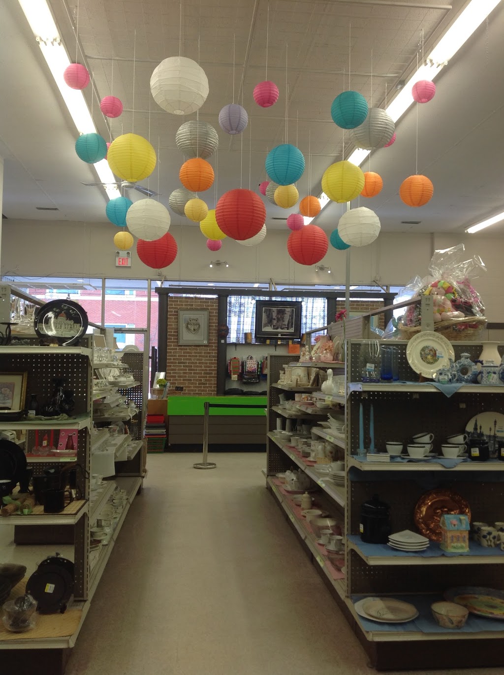 Mission Thrift Store Bowmanville | 160 Church St, Bowmanville, ON L1C 1T6, Canada | Phone: (905) 623-9600
