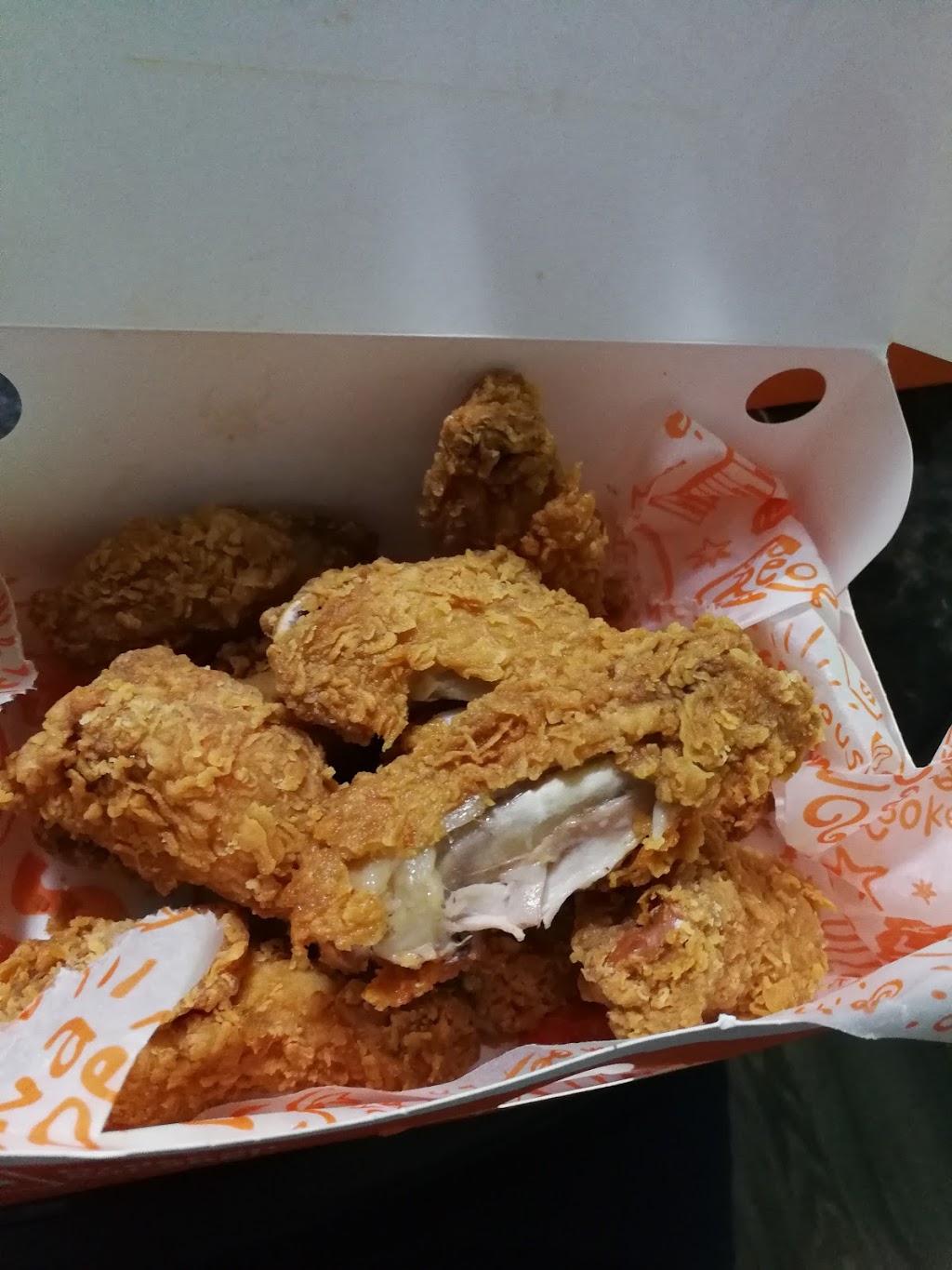 Popeyes® Louisana Kitchen | 3750 Midland Ave, Scarborough, ON M1V 4V3, Canada | Phone: (416) 298-0444