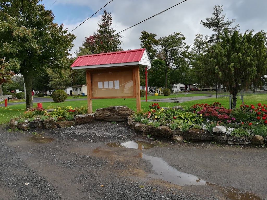 Camping Saint-Emmanuel | 48 Chemin St - Emmanuel, Coteau-du-Lac, QC J0P 1B0, Canada | Phone: (450) 763-5390