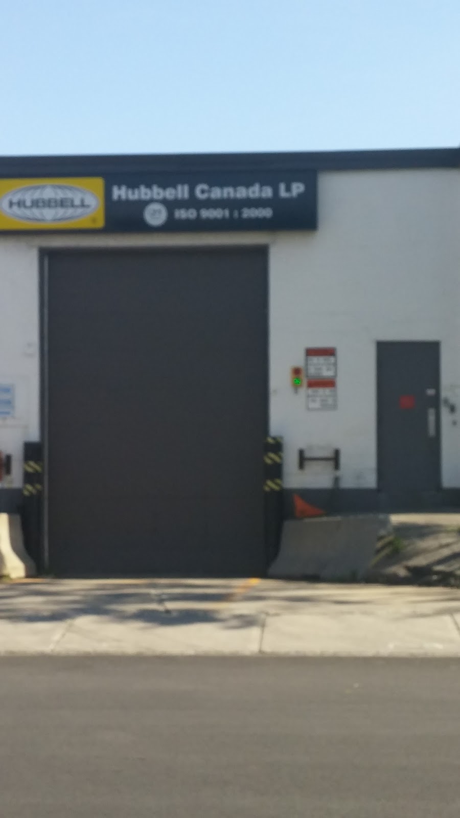 Hubbell | 4700 Rue dAmiens, Montréal-Nord, QC H1H 2H8, Canada | Phone: (514) 322-3543