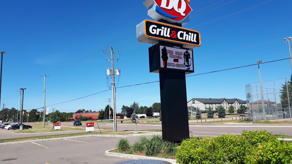 Dairy Queen Grill & Chill | 33 Civic Centre Rd, Petawawa, ON K8H 0A1, Canada | Phone: (613) 687-0099