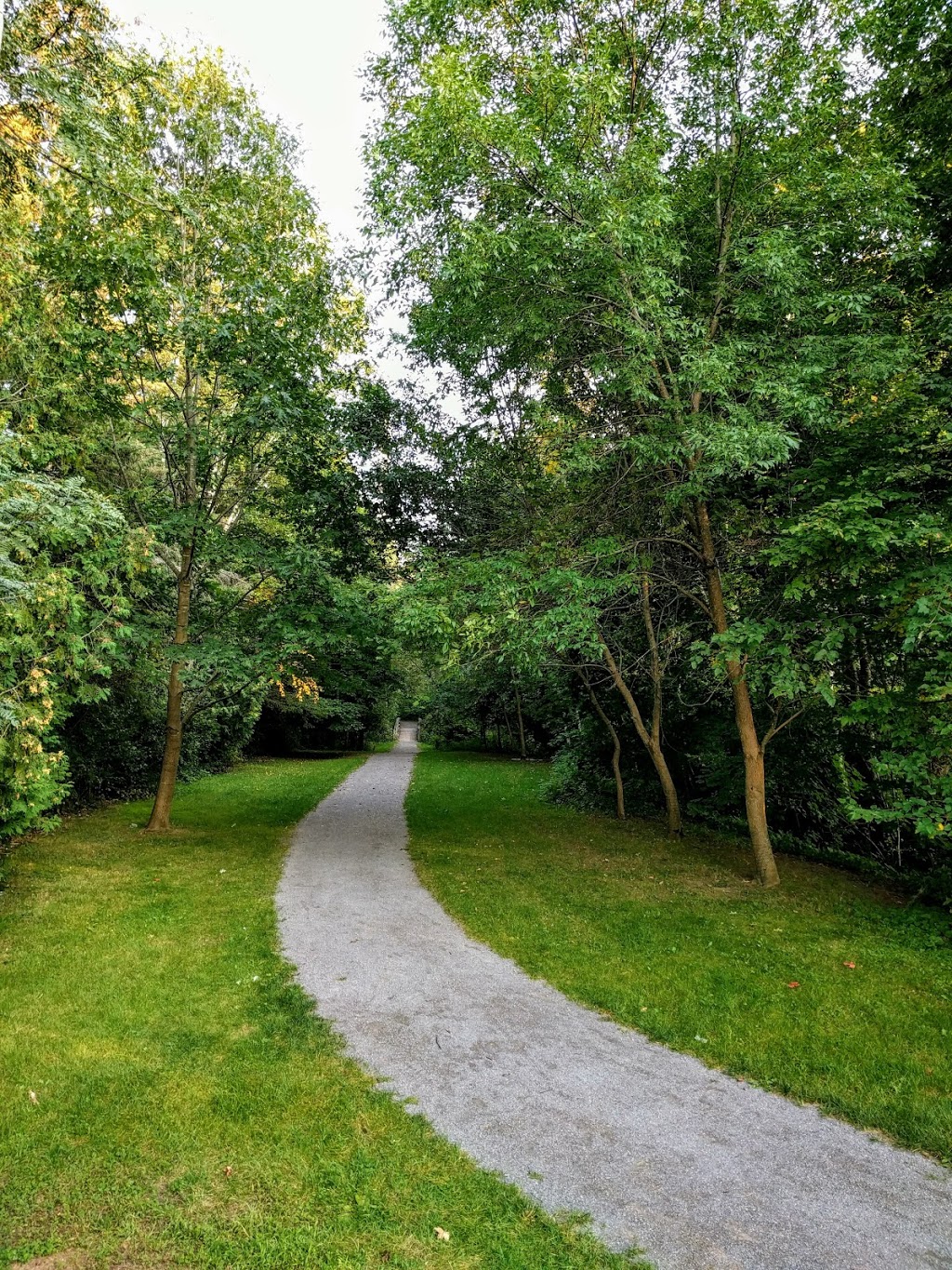 Alexander Grove Park | 10 Warner-Colpitts Ln, Stittsville, ON K2S 1V7, Canada | Phone: (613) 580-2595