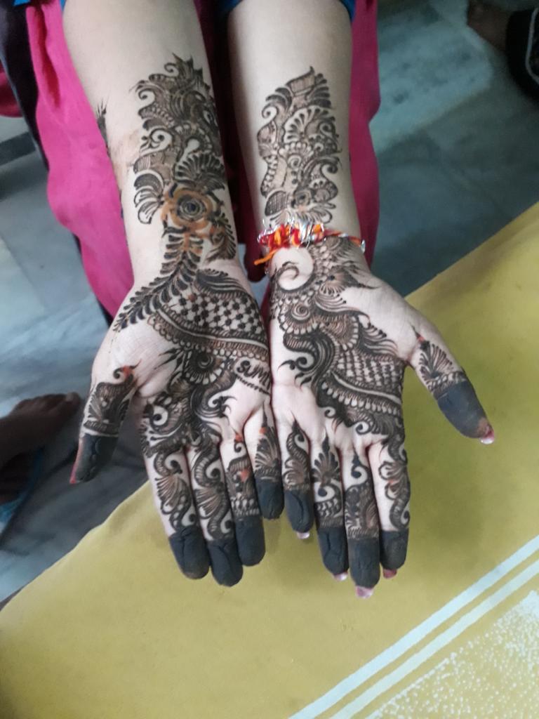 Love Henna | 10925 Monroe Dr, Delta, BC V4C 1N2, Canada | Phone: (236) 863-1995