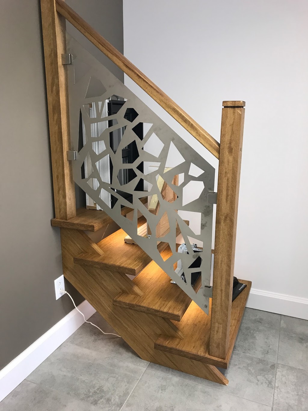 Escalier Prestige | 2043 Rue de la Visitation, Saint-Charles-Borromée, QC J6E 7Y8, Canada | Phone: (450) 753-7171