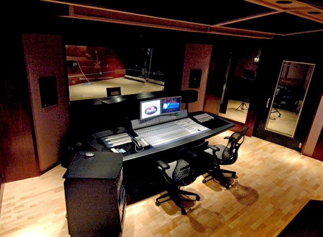 California Road Studios | 3646 California Rd, Orchard Park, NY 14127, USA | Phone: (716) 662-0536