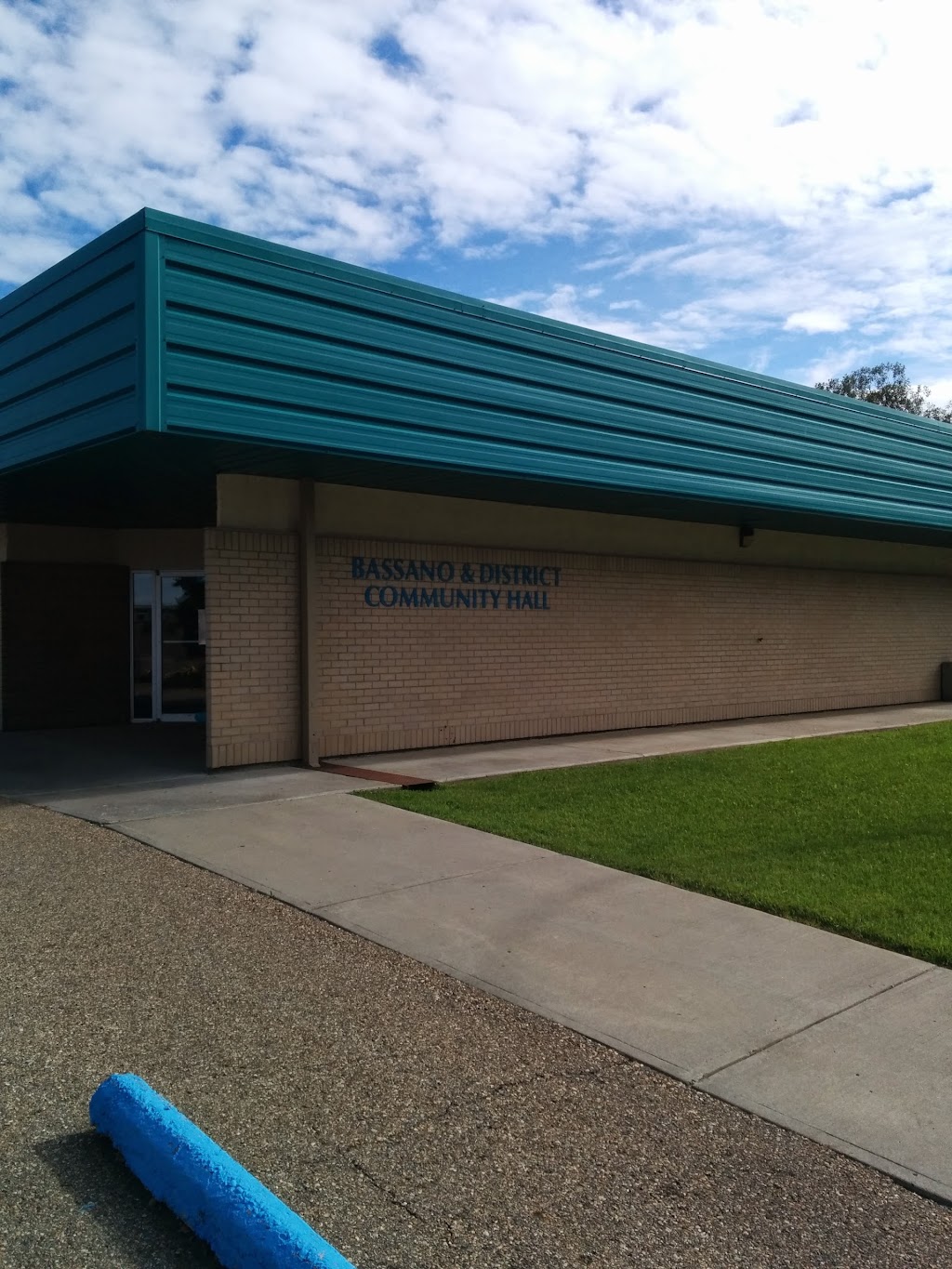 Bassano Community Hall | 610 2 Ave, Bassano, AB T0J 0B0, Canada | Phone: (403) 641-3637