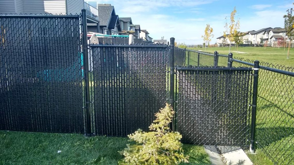 VALLARTA FENCE CALGARY - CALGARY VINYL FENCE SYSTEMS | 1525 47 St SE, Calgary, AB T2A 1R4, Canada | Phone: (403) 689-0655