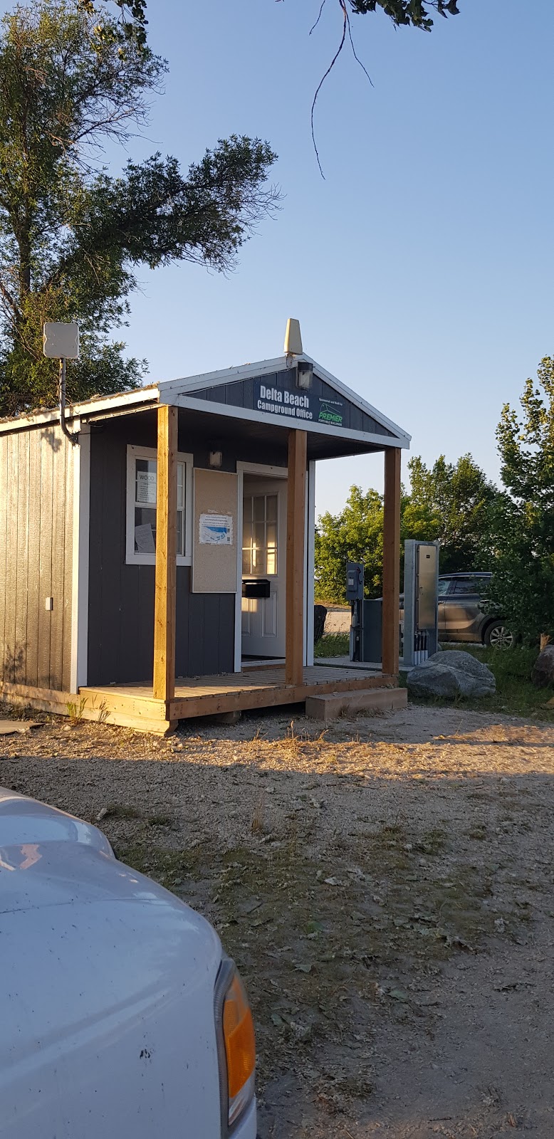 Delta Beach Campground | 84 Hackberry Ave W, Macdonald, MB R0H 0S0, Canada | Phone: (204) 857-7772