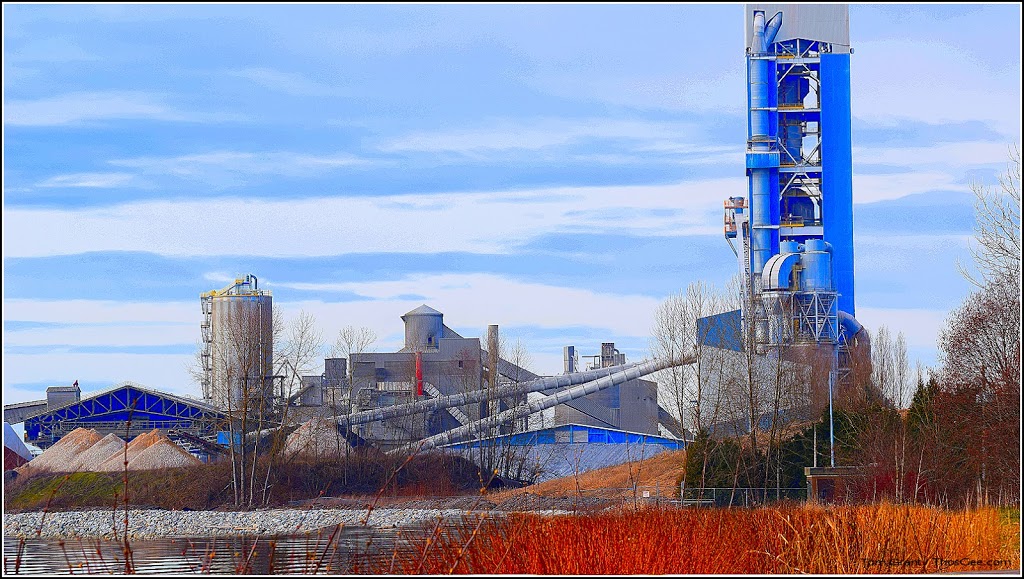 Lafarge Canada | 7611 No 9 Rd, Richmond, BC V6W 1H4, Canada | Phone: (604) 244-4300