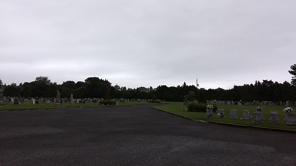 Cimetière Saint-Louis-de-Courville | 152 Rue Vachon, Québec, QC G1C 2V5, Canada