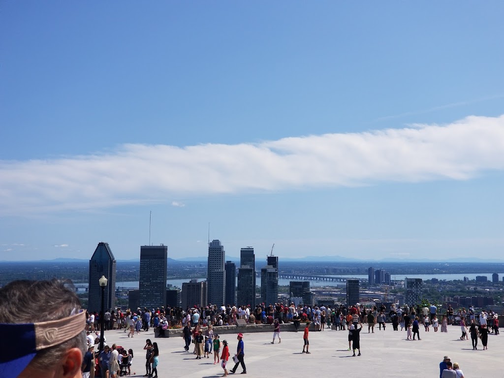 Mount Royal Lookout | 1576 Voie Camillien-Houde, Montréal, QC H2W 1S8, Canada | Phone: (514) 843-8240