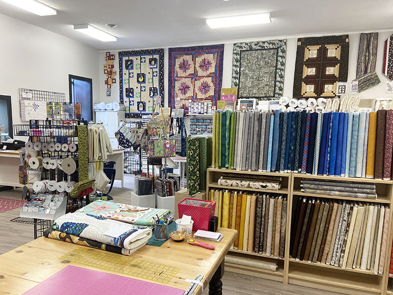 ABQ Sewing Studio, home of Among Brendas Quilts & Bags | 15 Centre St W, Strathroy, ON N7G 2T2, Canada | Phone: (519) 205-0523