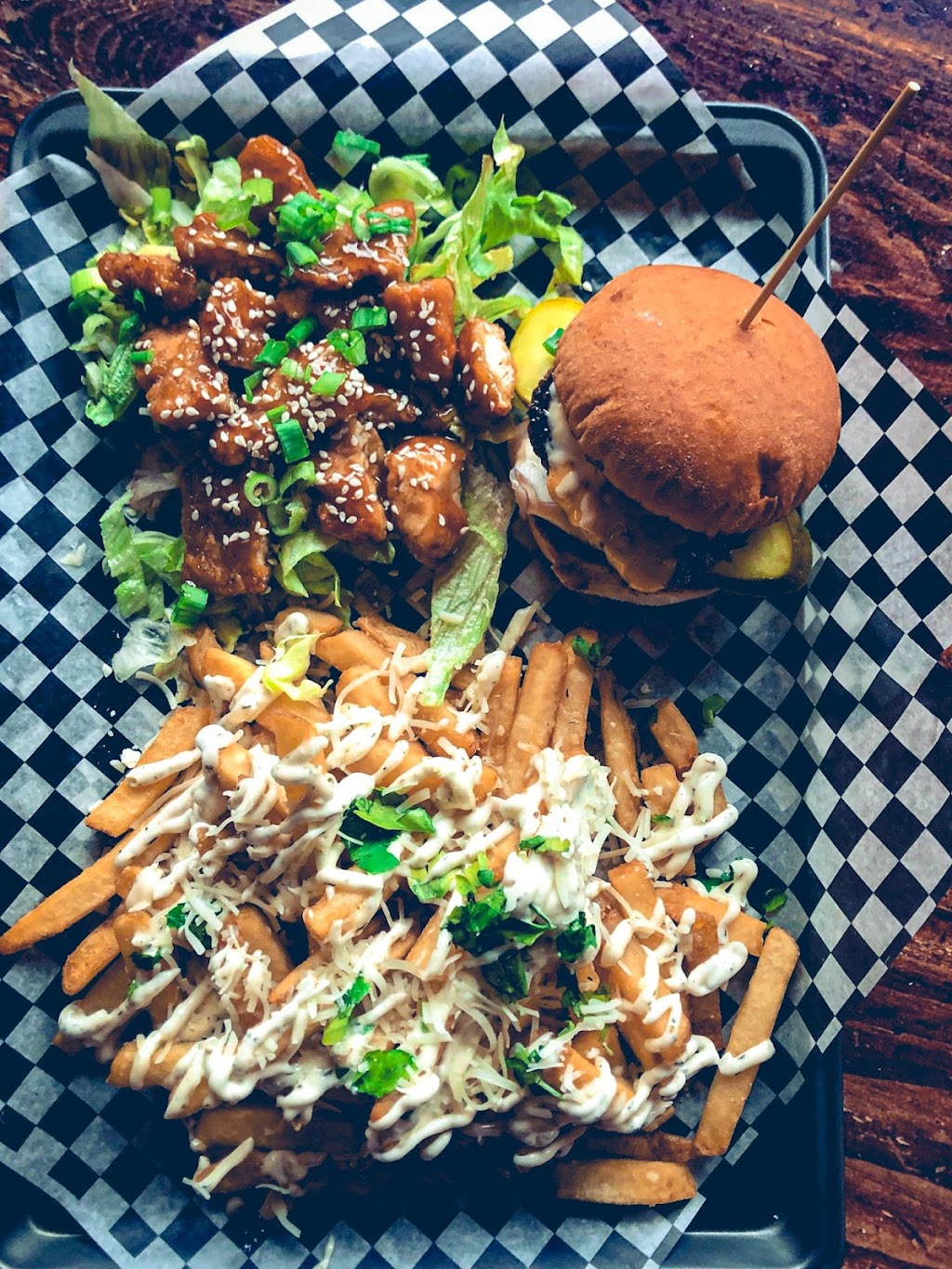 Backwoods Burger - Craft Beer Cookhouse | 1327 Port Hill Station Rd, Tyne Valley, PE C0B 2C0, Canada | Phone: (902) 831-2756