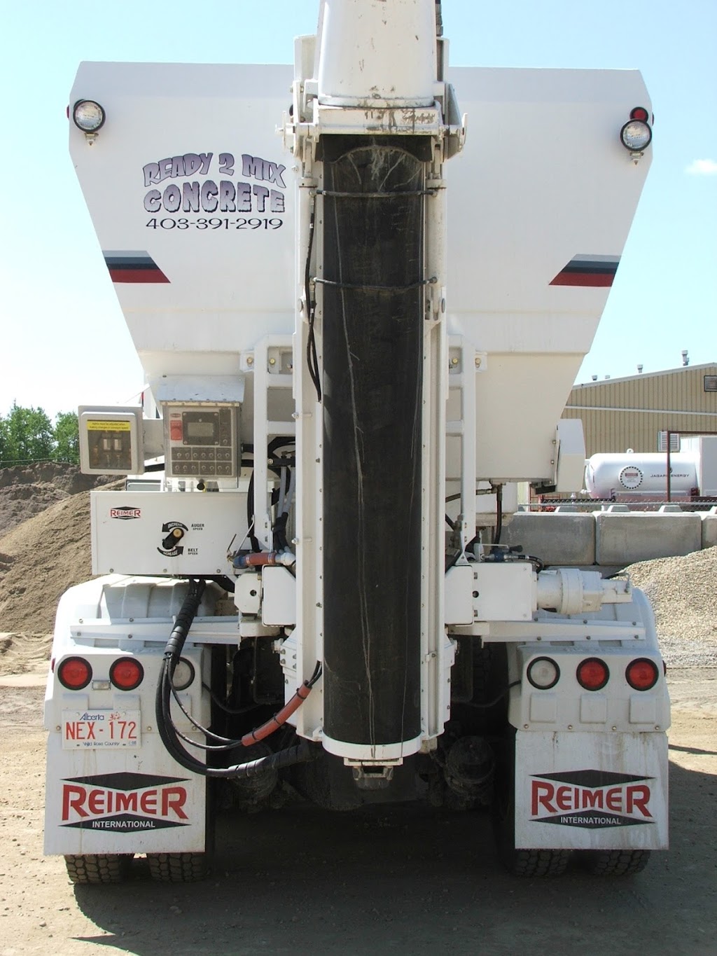 Ready 2 Mix Concrete Ltd | 37564 Range Road 275, AB T4S 2B2, Canada | Phone: (403) 391-2919