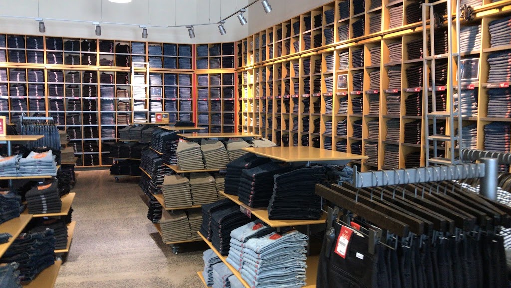 Levis® | K7K 6C2, 97 Dalton Ave, Kingston, ON K7K 0C4, Canada | Phone: (613) 541-0111