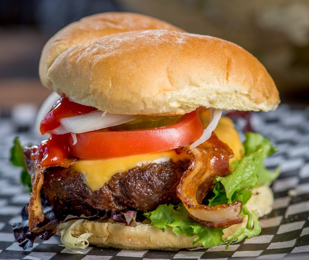 World Burger | 1651 Merivale Rd, Nepean, ON K2G 3K2, Canada | Phone: (613) 695-4545