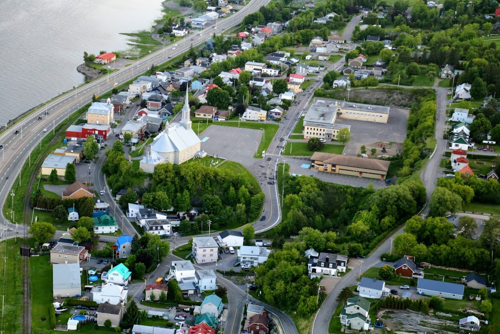 Canada Post | 8022 Ave Royale, Château-Richer, QC G0A 1N0, Canada