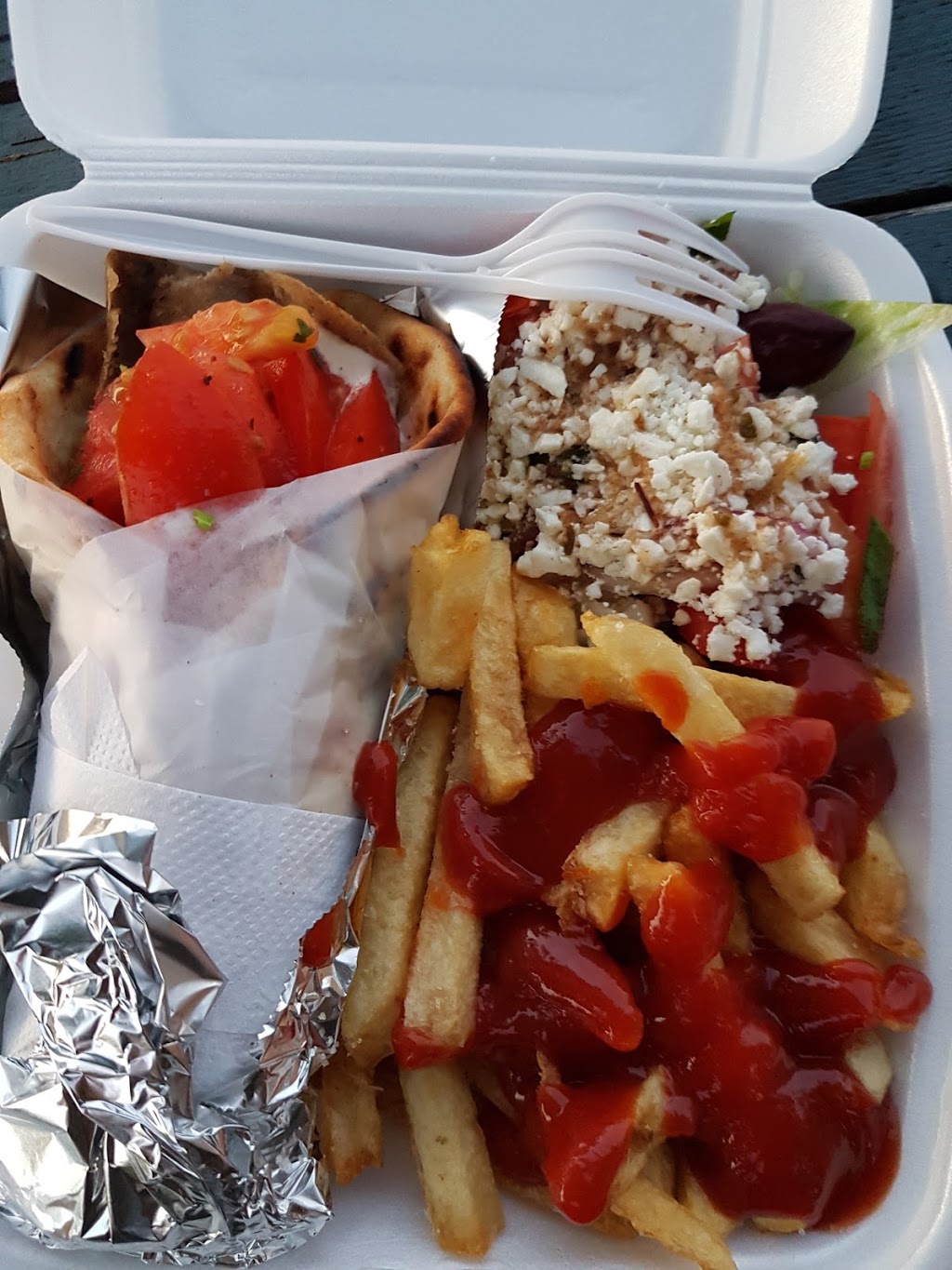 Sammys Souvlaki | 1035 Southdale Rd W, London, ON N6P 1M5, Canada | Phone: (519) 601-8338