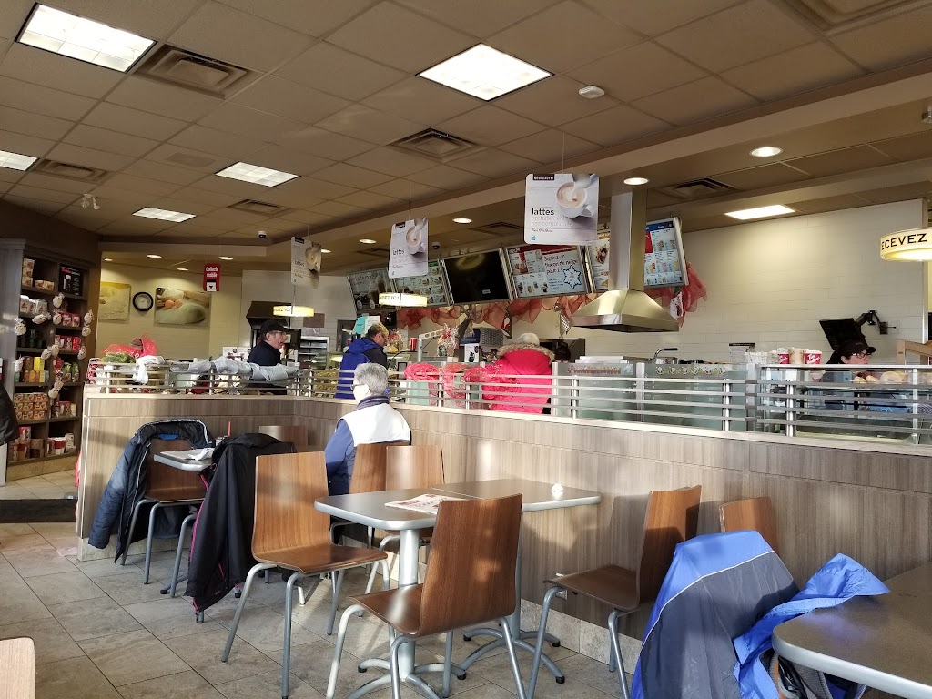 Tim Hortons | 2390 Bd René Lévesque, Jonquière, QC G7S 5Y5, Canada | Phone: (418) 542-2254