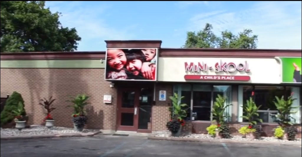 Mini-Skool A Childs Place Inc. | 54 Avenue Rd, Richmond Hill, ON L4C 6B9, Canada | Phone: (905) 881-0710