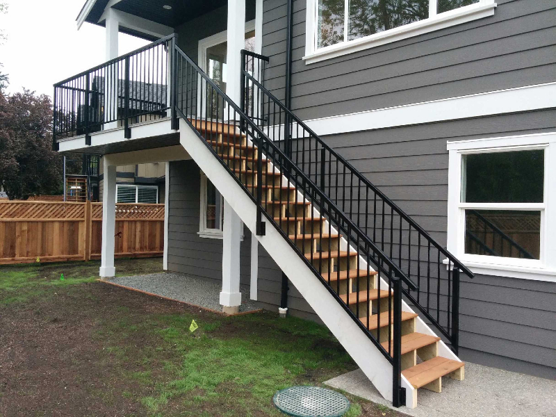 Island Deckmaster Ltd. | 5360 Old West Saanich Rd, Victoria, BC V9E 2A7, Canada | Phone: (250) 477-9777