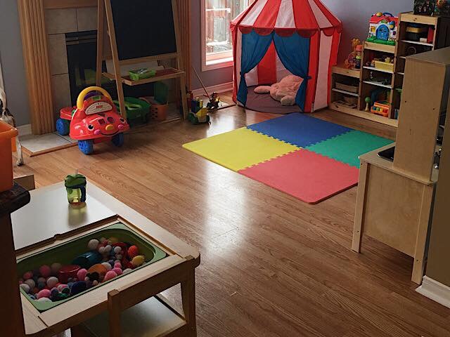 Big and Small Daycare | Stojko St #1234, Orléans, ON K4A 4A1, Canada | Phone: (613) 799-4774