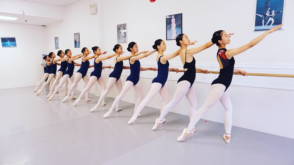 The School of Toronto City Ballet | 9821 Leslie St, Richmond Hill, ON L4B 3Y4, Canada | Phone: (416) 291-0119